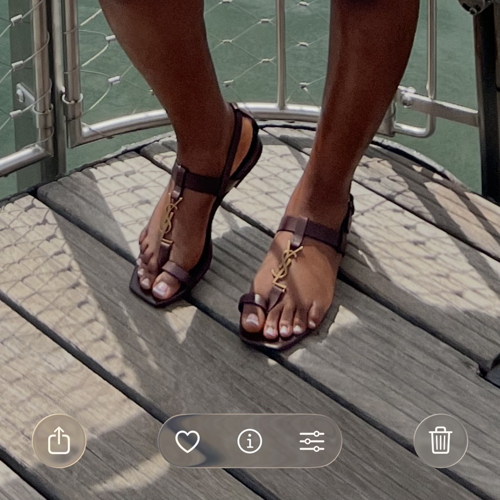 Saint Laurent Brown Sandals with Gold Logo - Picture 11 of 12